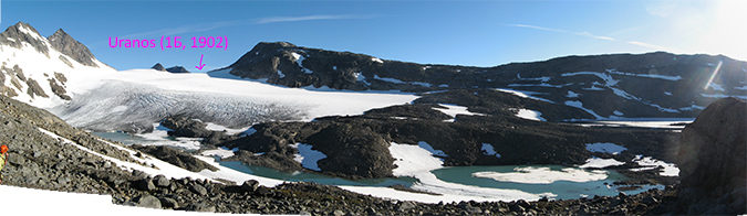 озера у подножья ледника Uranosbreen, Норвегия