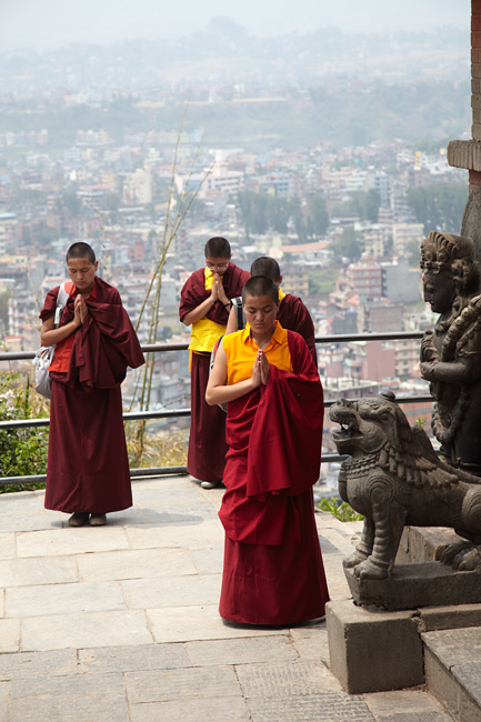 непал, катманду, Swayambhunath, монахи