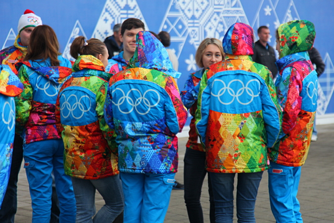 Волонтерская форма на Олимпиаде в Сочи