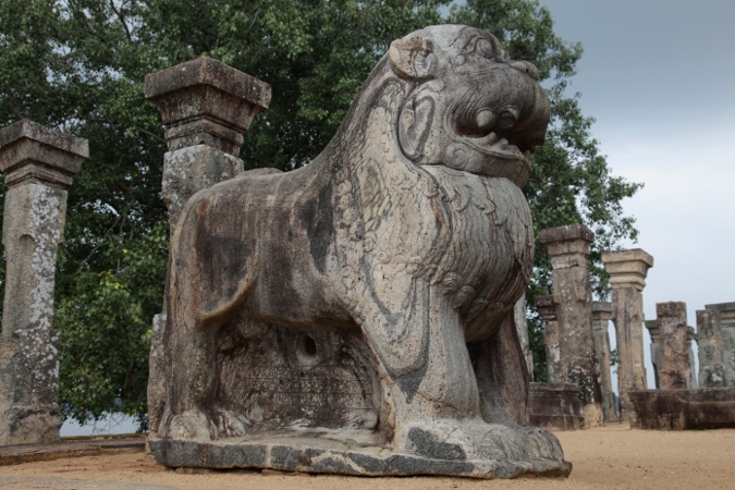 каменный лев, Полонарува, Шри-Ланка
